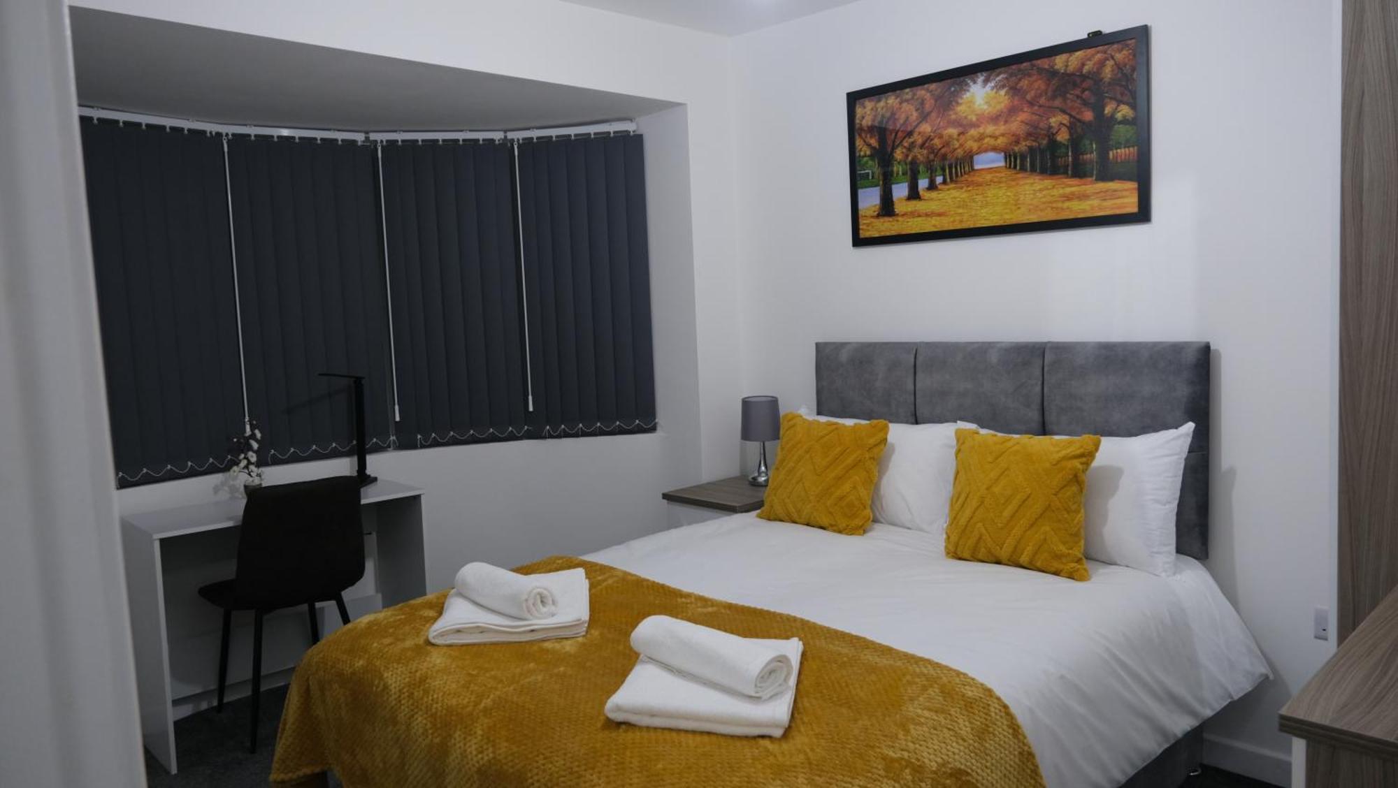 Etihcity - 3 Bedroom Semi - Free Parking Near Etihad Stadium, Tourist Attractions, Centre, Transport And Motorway Links Next To Mcdonald's - Sky N Netflix Сasa de vacaciones Mánchester